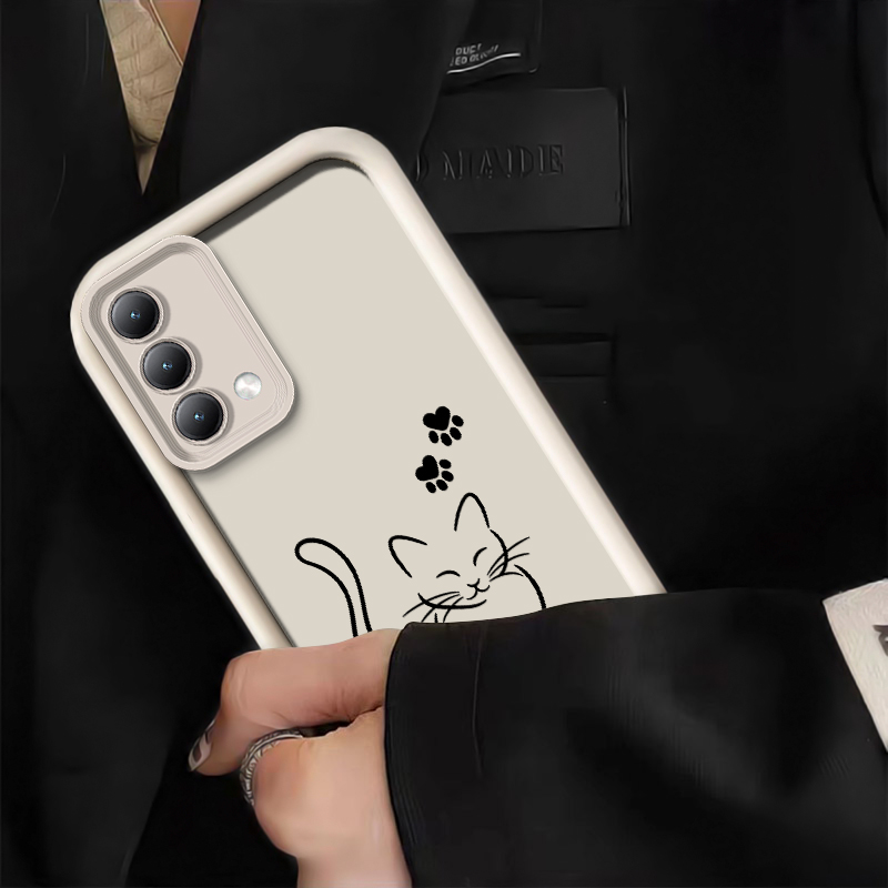 غطاء هاتف أسود بتصميم قطة لطيف - مراجعة Oppo A78 وسعره