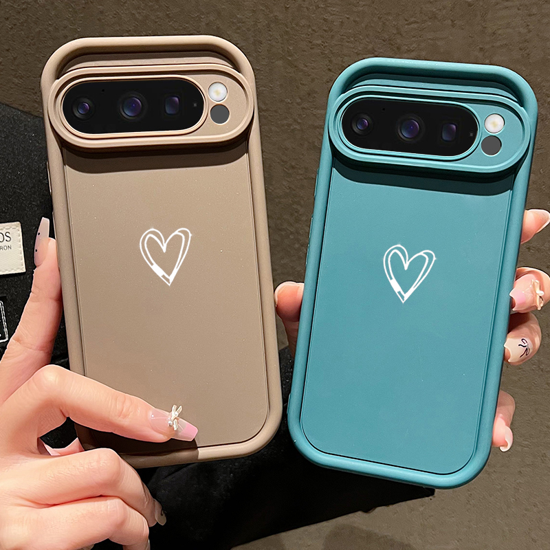 حافظة بسيطة بنمط الحب لهاتف جو - مراجعة Google Pixel 9 وسعره